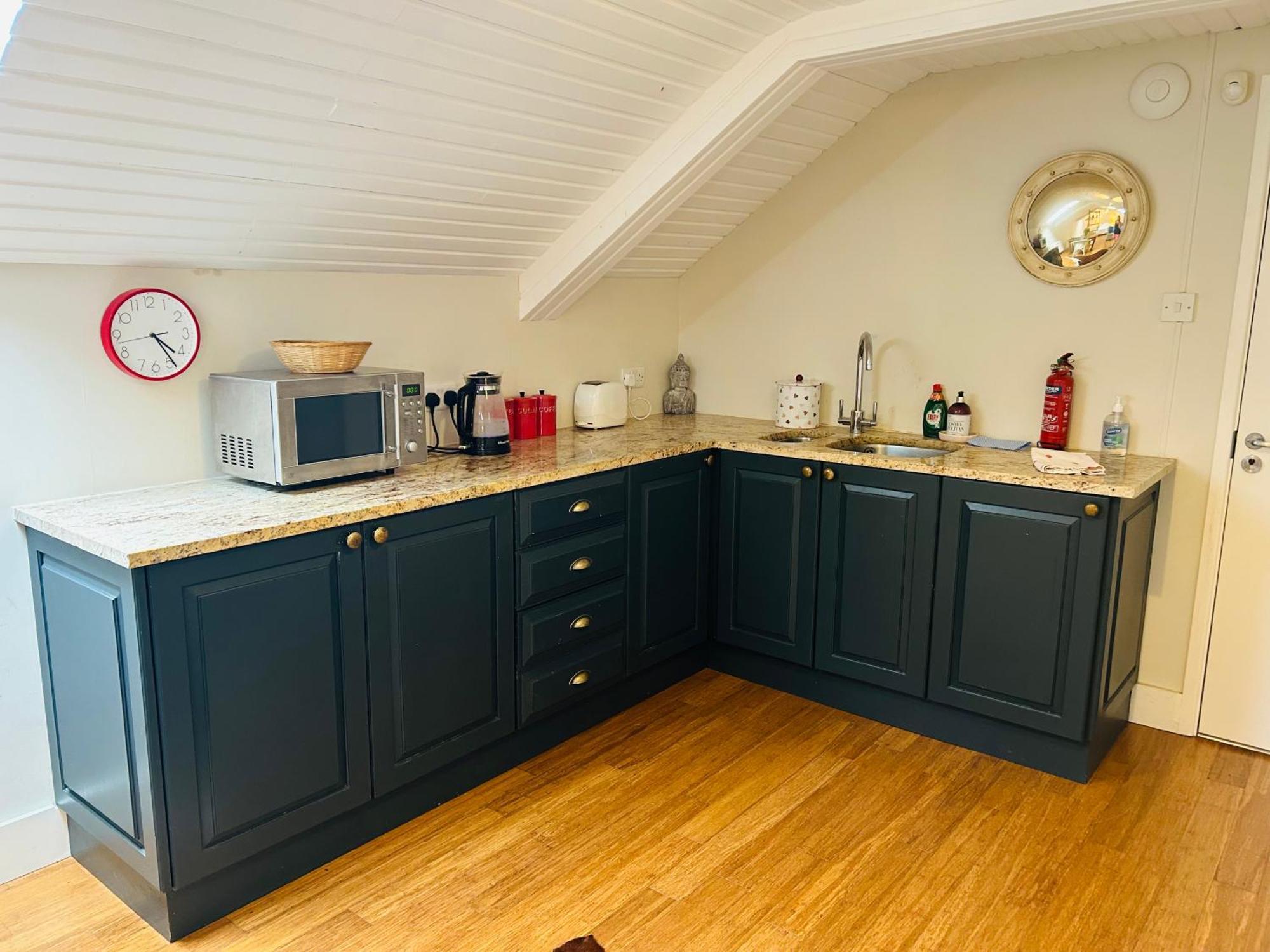Glastonbury Festival En-Suite Studio With Kitchenette - 2 Miles To Site Exterior foto